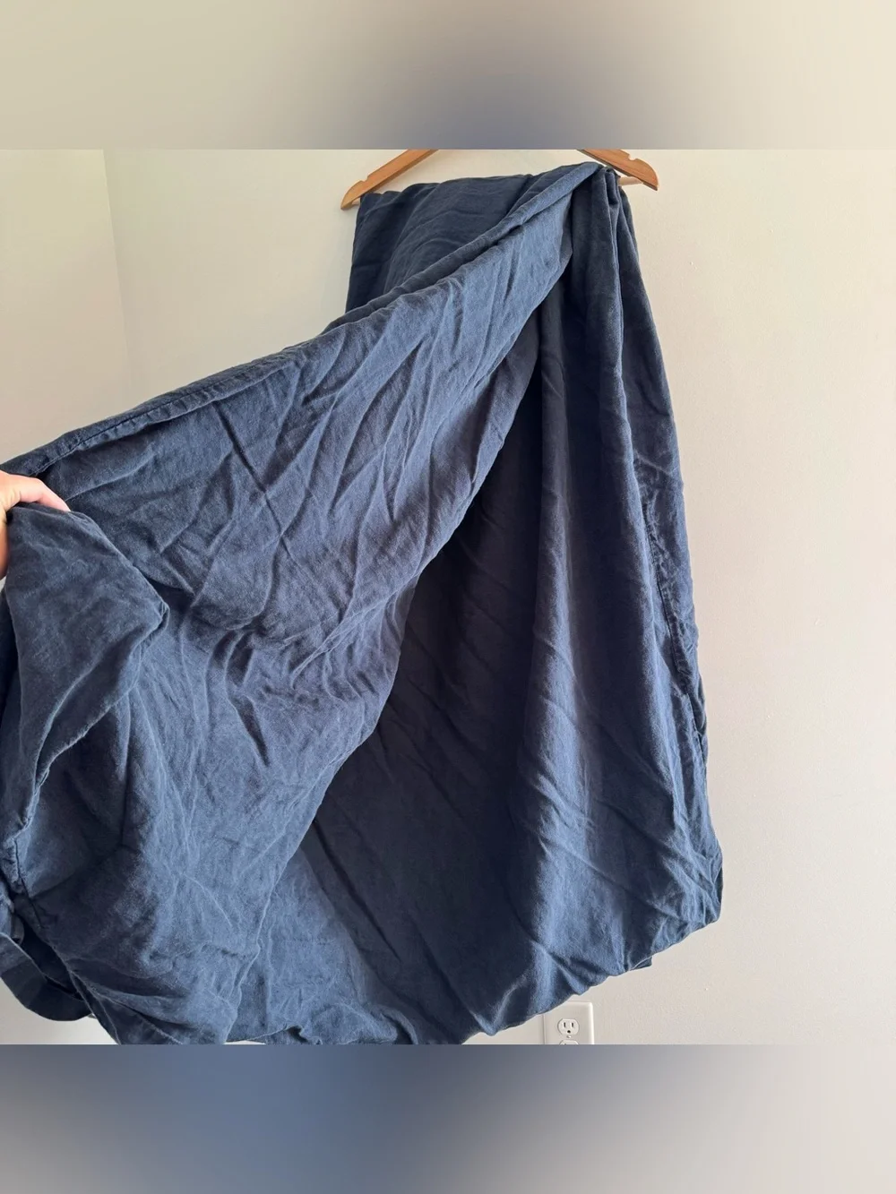 West Elm Navy Blue 100% Linen Duvet Cover Queen Button Closure
